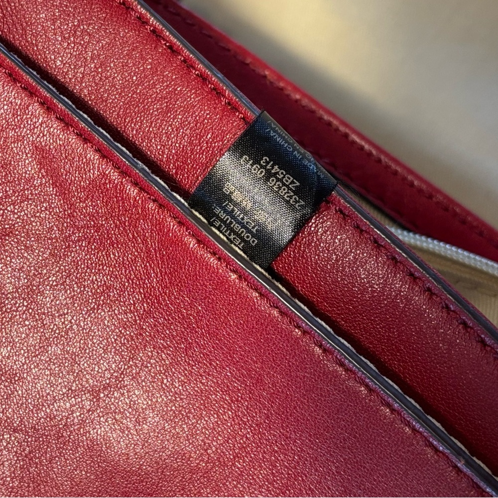 Fossil Red Leather Crossbody • Gold Turn‑Lock • Top Handle - Picture 9 of 16